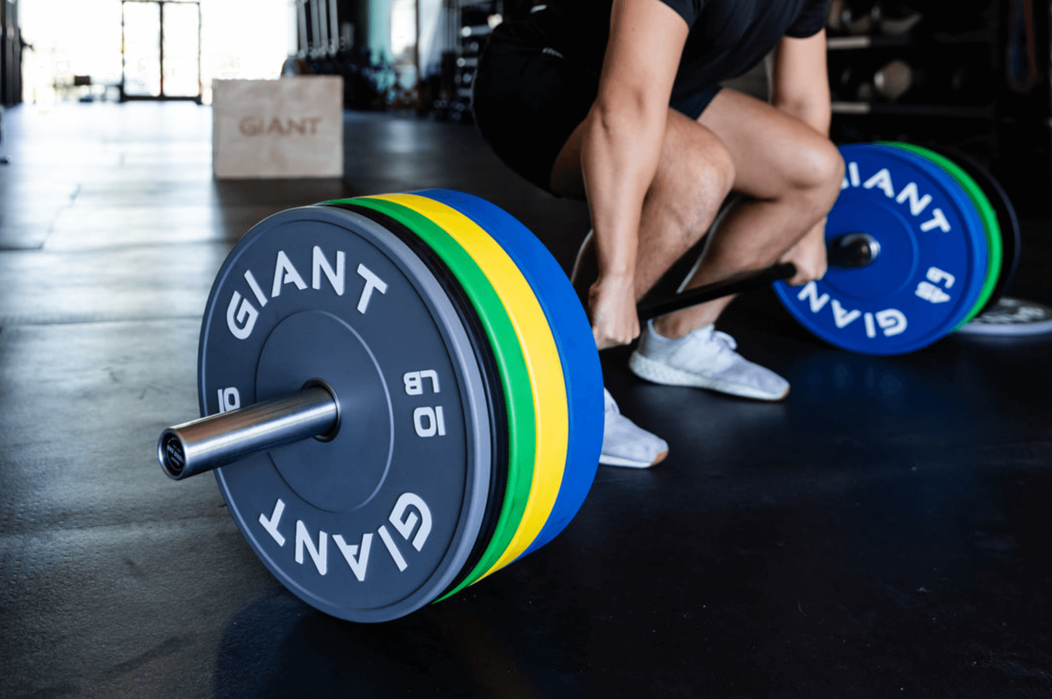 How To Start Lifting Weights: Beginner's Guide To Building Strength – Giant  Lifting